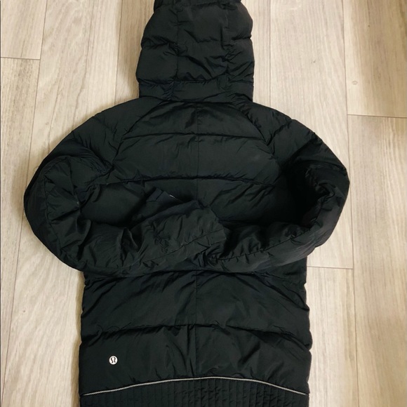 Lululemon black quilted puffy ladies jacket - Picture 2 of 4